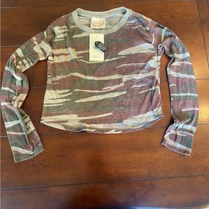 Camo crop top
